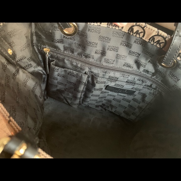 Michael Kors Tote - Picture 6 of 7